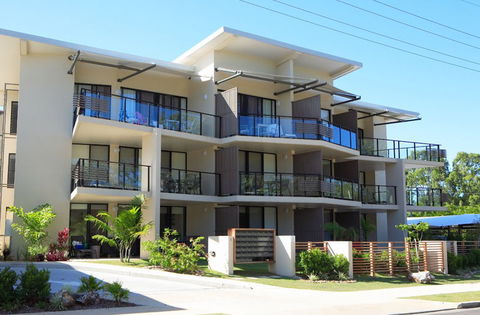 Agnes Water Beach Club - Sydney 4u 4