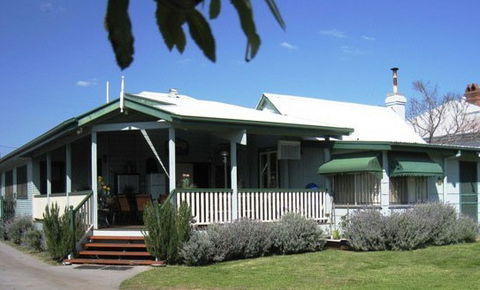 Pitstop Lodge Guesthouse And Bed And Breakfast - Accommodation Sydney 2