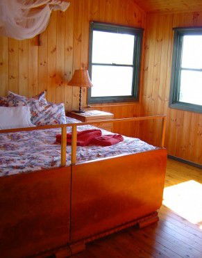 Lamb Island Holiday Cottage - Sydney 4u 2