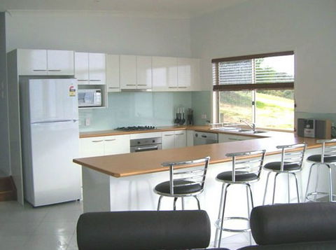 Blue Ocean View Beach House - Accommodation Sydney 3