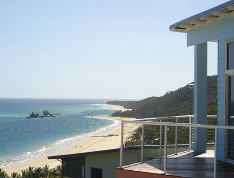 Blue Ocean View Beach House - Accommodation Sydney 5