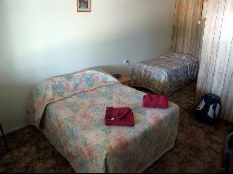 Entrikens Pioneer Motel - Accommodation Sydney 0