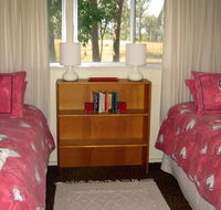 Flag Springs Bush Retreat - Sydney 4u