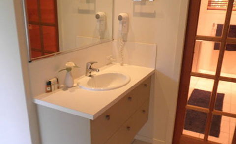Ravensbourne Escape Silverwood Lodge - Accommodation Sydney 0