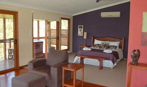Ravensbourne Escape Tree Tops - Accommodation Sydney 4