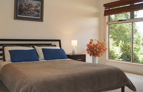 Ravensbourne Escape Kookaburra Kottage - Accommodation Sydney 1