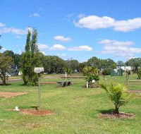 Yarraman Caravan Park - Sydney 4u