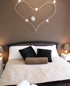 Cloud Nine Spa Chalets - Accommodation Sydney 0