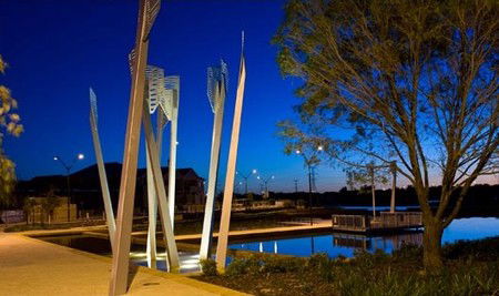 Champion Lakes Accommodation Waterside - Sydney 4u 4