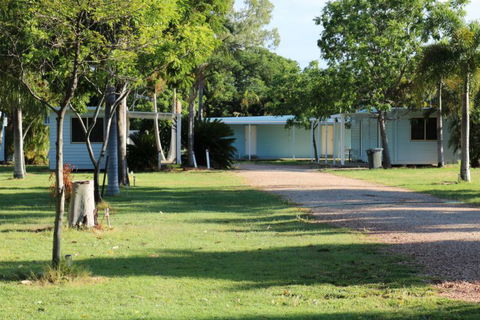 Barcaldine Tourist Park - Sydney 4u 3