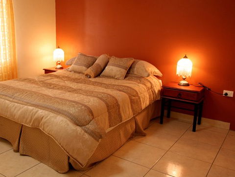 Atherton Holiday Park - Sydney 4u 1