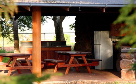 Atherton Holiday Park - Sydney 4u 5
