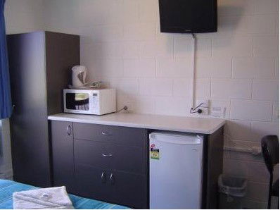 Cedar Lodge Motel - Sydney 4u 5