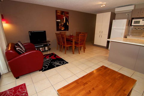 Merrima Court Holidays - Accommodation Sydney 1