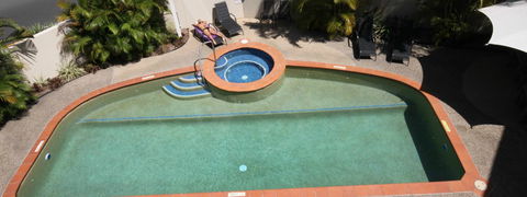 Aruba Beach Resort - Sydney 4u 1