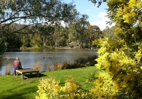 The Burrow At Wombat Bend Bed And Breakfast - Sydney 4u 0