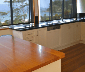 Spring Beach Holiday Villas - Sydney 4u 3
