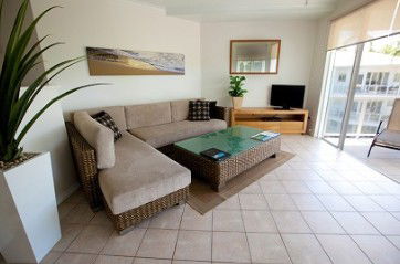 Beaches At Port Douglas - Sydney 4u 2
