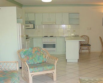 Koala Court Holiday Apartments - Accommodation Sydney 2