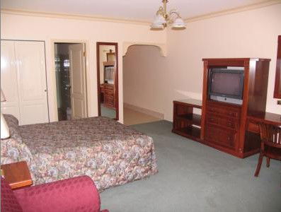 The Lawson Motor Inn - Accommodation Sydney 1