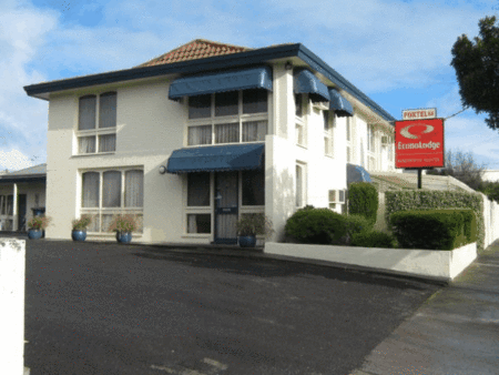 Econo Lodge Hacienda Motel - Sydney 4u