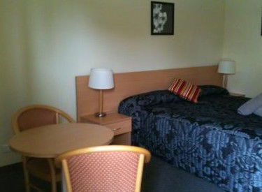 Golden Guitar Motor Inn - Accommodation Sydney 2
