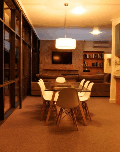 The Yarra Glen Grand Hotel - Sydney 4u 1