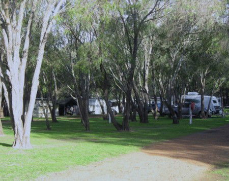 Four Seasons Holiday Park - Sydney 4u 1