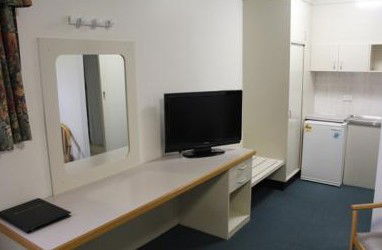 AZA Motel - Sydney 4u 3