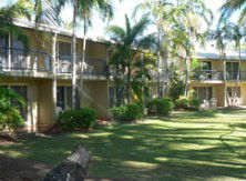 Bushland Beach Tavern - Accommodation Sydney 3