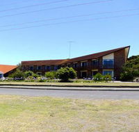 Comfort Inn Wisteria Lodge - Accommodation Sydney