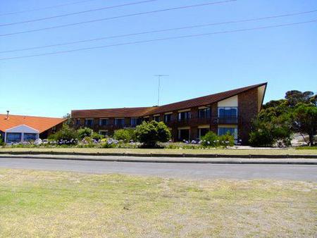 Comfort Inn Wisteria Lodge - Accommodation Sydney 0