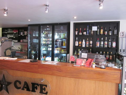 Cosmopolitan Motel And Serviced Apartments - Sydney 4u 5