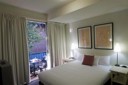 The Manor House - Sydney 4u 0