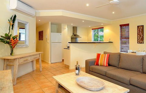 Cayman Villas Port Douglas - Accommodation Sydney 3