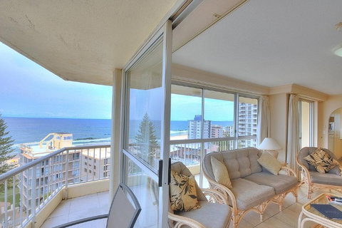 Surfers Beachside Holiday Apartments - Accommodation Sydney 3