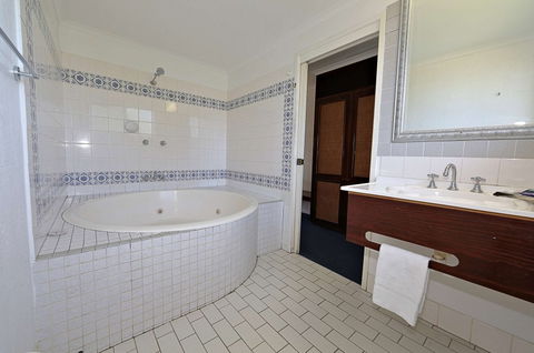 Alexandra Park Motor Inn - Sydney 4u 4