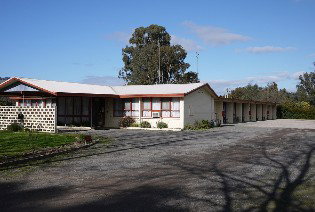 The Castle Creek Motel - Accommodation Sydney 0