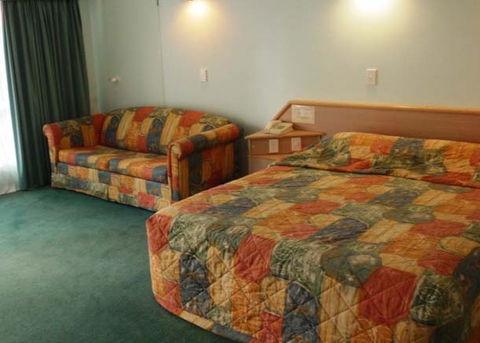 Runaway Bay Motor Inn - Sydney 4u 0