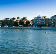 Pelicans Nestle Inn - Sydney 4u