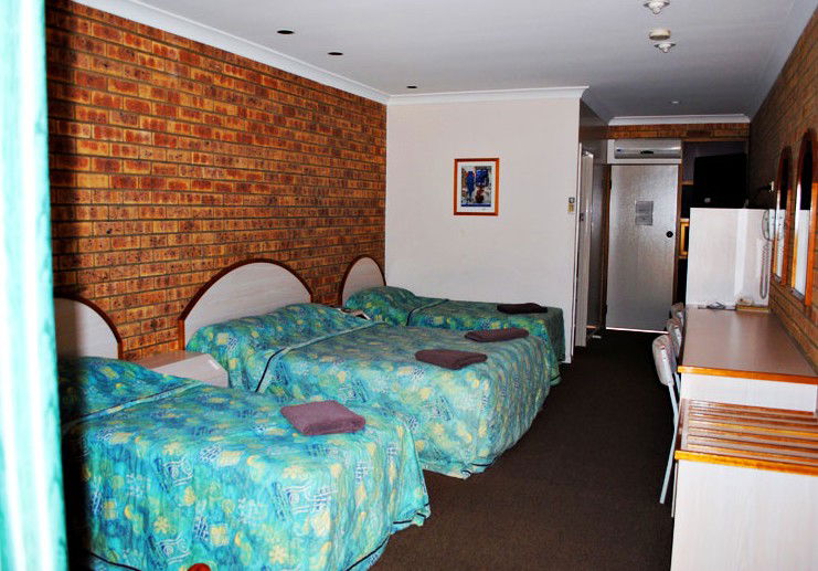Longreach QLD Accommodation Sydney