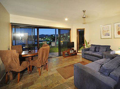 Airlie Waterfront Bed And Breakfast - Accommodation Sydney 4