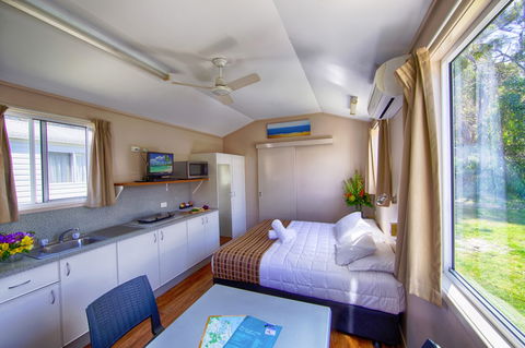 Middle Rock Holiday Resort - Accommodation Sydney 3