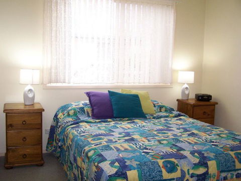 Beachfront Units Merimbula - Accommodation Sydney 4