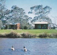 Compass Country Cabins - Accommodation Sydney