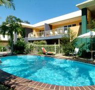 Noosa River Palms - Sydney 4u