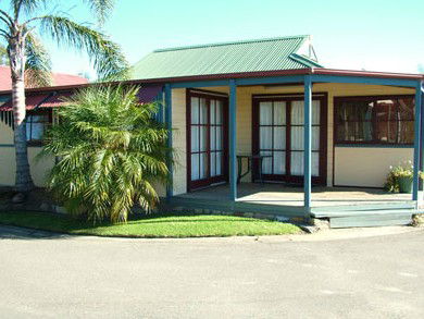 Coachhouse Marina Resort Batemans Bay - Accommodation Sydney 2