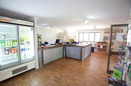 Bonny Hills Caravan Park - Sydney 4u 1