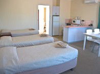 Lincoln Cottage Motor Inn - Accommodation Sydney 2