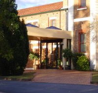 Monte Pio Motor Inn - Accommodation Sydney
